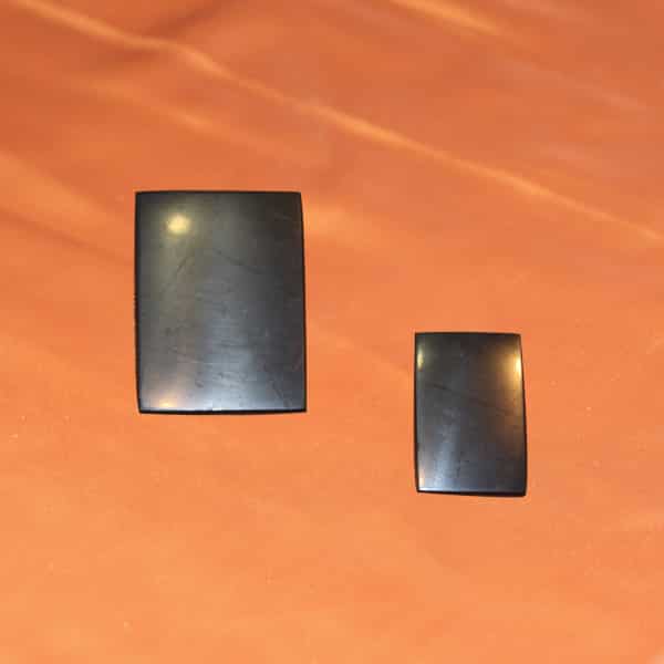 Plaquette shungite adhésive pour téléphone 3 cm x 2 cm